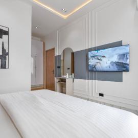Two bedroom apartment with pool and ps5 IKate, Lekki, מלון בMoba