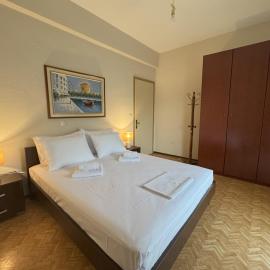 Kiourtis House, hotel en Eleftheres