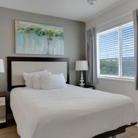 Simplicity At the Rim 1212 I Spacious 1 Bed 1 Bth
