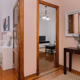Cómodo y espacioso en Vigo by CABANA Rentals, hotell sihtkohas Vigo