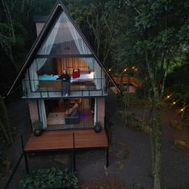 Paraíso da Harmonia, Hotel in Teutônia