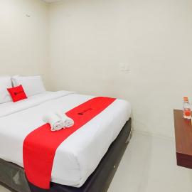 RedDoorz at Rejoss Lux Medan, hotel in Medan