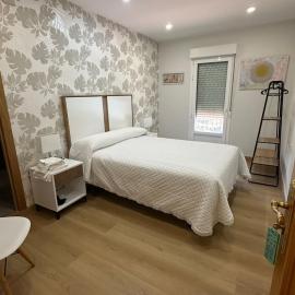 Hostal Monica, hotel sa Cilleruelo de Bezana