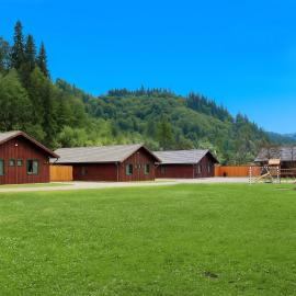 Varsag Resort, hotel a Vărşag