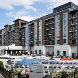 Embassy Suites By Hilton Pigeon Forge Resort, hotel u gradu Pidžin Fordž