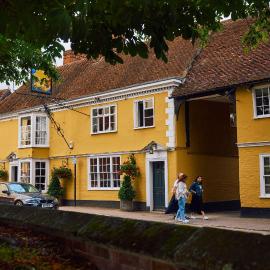 The Sun Inn, hotel in Dedham