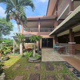 Phaiboon Hotel & Resort, hotel i Pak Chong