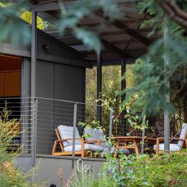 Hidden on Huon, готель у місті Glendevie