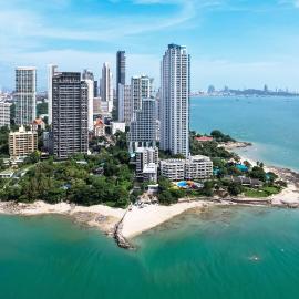 Golden Tulip Pattaya Beachfront Resort, hotel i Pattaya North