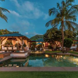 Shanti Ghar Guest House, hotel a Tamarin