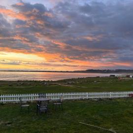 The Blue Dolphin with Panoramic Sea Views