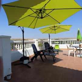 The terraces, hotel u gradu Bácor