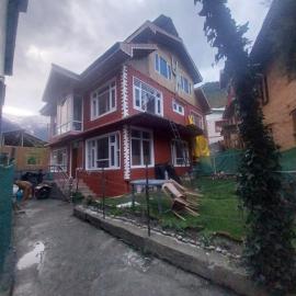 Sky Line Guest House Pahalgam Kashmir