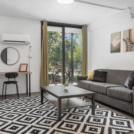 *NEW* The Franni - Workspace / Private Balcony
