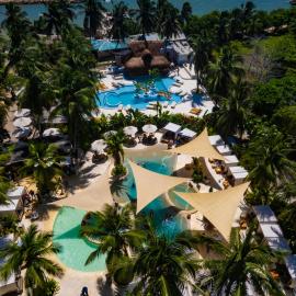 Palmarito Beach Hotel، فندق في تييرا بومبا