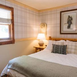 "Rocky Top" - Cozy RRG Cabin off Slade Exit!، فندق في Stanton