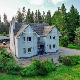 Cardon House - luxury Highland holiday home
