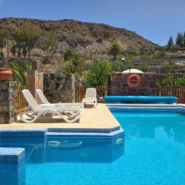 casa rural LA LIMERA con piscina privada, hotel en Santa Lucía