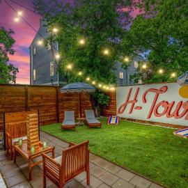 The Bayou Bungalow, just mins from downtown HTown!, hotel em Houston