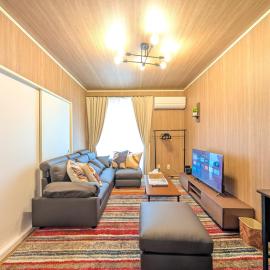 17minutes by car to Nagoya-Sta 1parking، فندق في Chiharachō