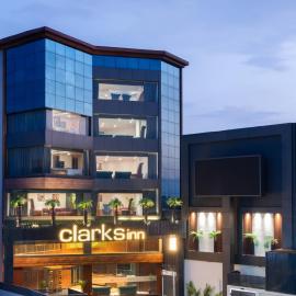 Clarks Inn Basti, hotell sihtkohas Basti