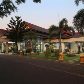 Hotel Grand Trisula Indramayu、Indramayuのホテル