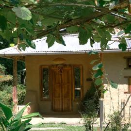 펠링에 위치한 호텔 The Art Of Slow living- An Earth Home