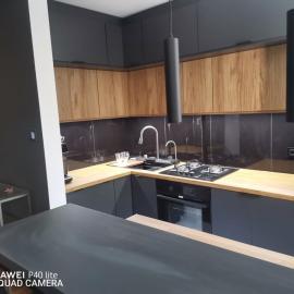 Niesamowita nowoczensa kawalerka w centrum kmicica: Otwock şehrinde bir otel