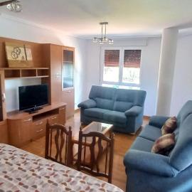 Apartamentos vacacionales La Vega Briviesca, hotell i Briviesca