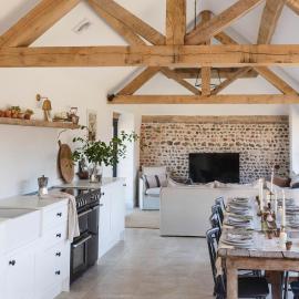 Luxury converted thatched barn near Chichester