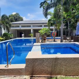 Villa Angelica Private Resort and Venue, hotel in San Juan
