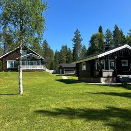 Villa Ihanus 100 m2 ja rantasauna järven rannalla