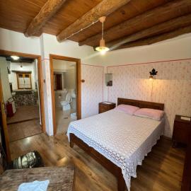 Rooms Poli Luce - Room Franica، فندق في Gračišće