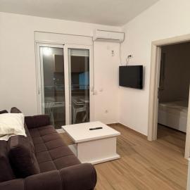 Bregvija Apartments, hotel in Donji Štoj