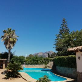 Casa Renacimiento, hotel a Coín
