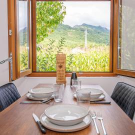 Skadar Lake Apartments and Wooden Cabin, Hotel in Virpazar