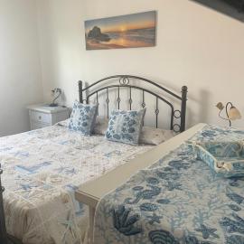 Blue Apartment, hotelli kohteessa La Maddalena
