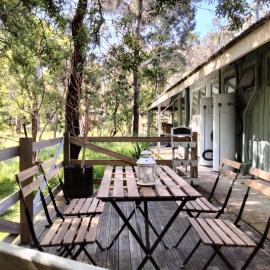 Kalimna Woods Cottages, viešbutis mieste Leiks Entransas