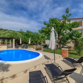 Apartments Roby, ξενοδοχείο σε Kampor