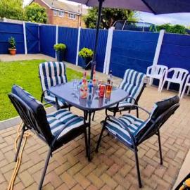 Spacious and Stylish Home, perfect for groups Tilbury
