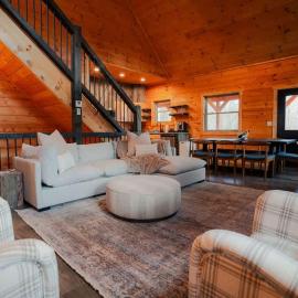 Memories at Hillside A Modern Cabin Hocking Hills, hotel in McArthur