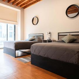 104 Location 2Bdrm 2bath AC apt Fits 8 Rooftop