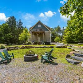 Paradox Lake Lookout, hotel a Schroon Lake