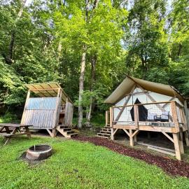 Growing Faith Farms & Retreat, hotel en Moravian Falls
