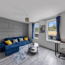 Cosy 2-Bed Home in the heart of Medway l Sleeps 5