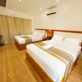 Brittannika Golf Course Incorporated, hotel v mestu Tupi