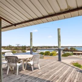 About Windward - Budget Property With Million Views