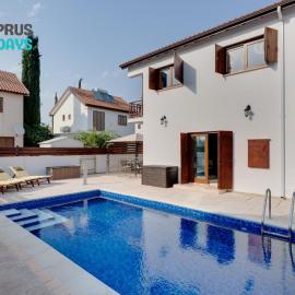 Amelia Beach Villa wpool -500mfrombeach