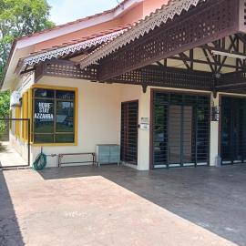 Azzahra Homestay, hotel in Permatang Pauh