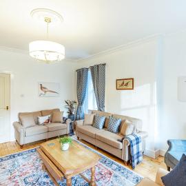 Penninghame Estate - West Lodge, hotel em Challoch